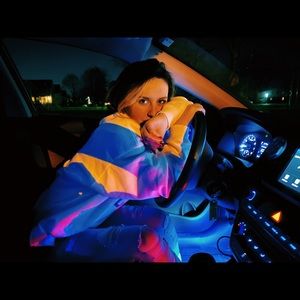 Meet your Posher, Caroline